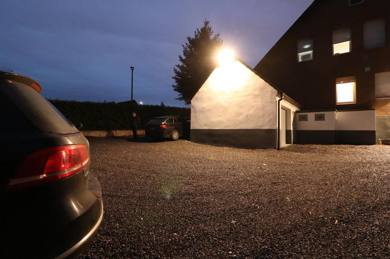 Schiller Pension Bielefeld Zewnętrze zdjęcie